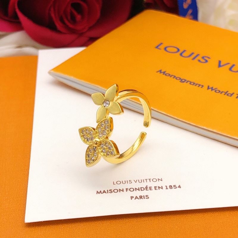 LV Rings